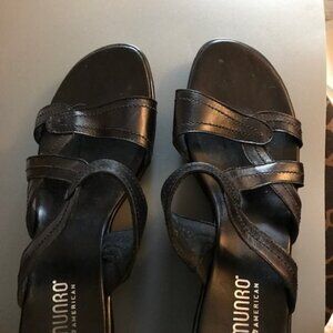Munro Naturalizer, Black Sandal, Size 9 1/2